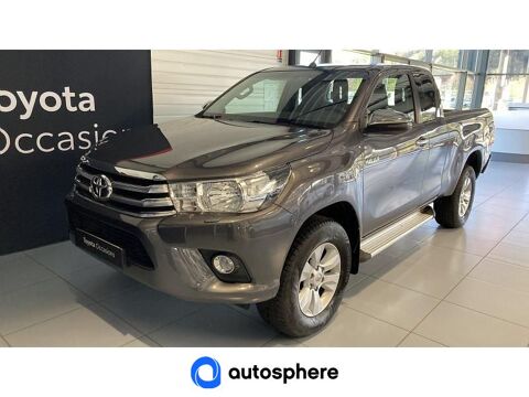 Toyota Hilux 2.4 D-4D 150ch X-Tra Cabine Légende 4WD RC19 2019 occasion Givors 69700
