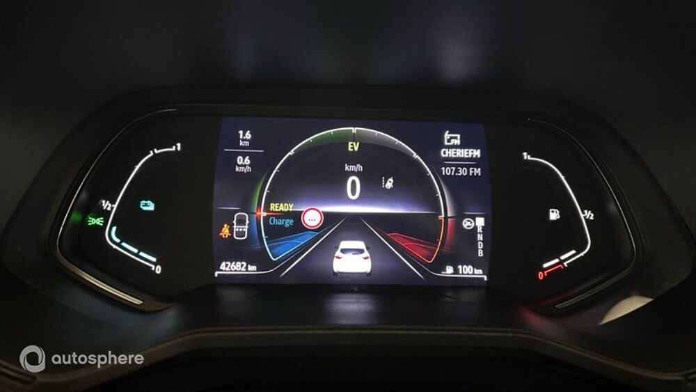 Clio 1.6 E-Tech hybride 145ch Evolution 2023 occasion 02300 Chauny