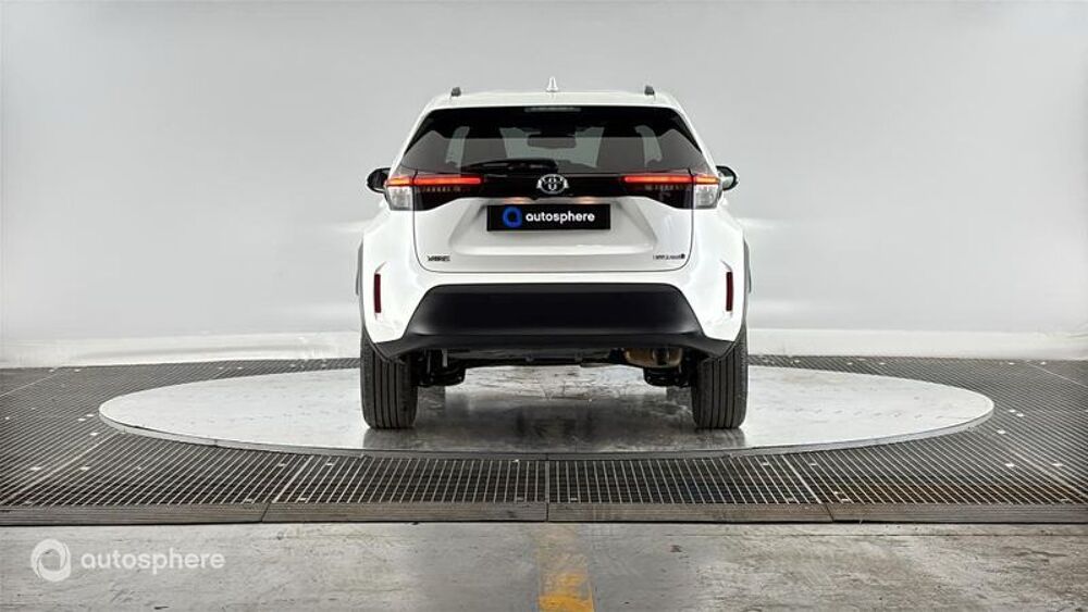 Yaris Cross 116h Design MY22 2023 occasion 69200 V&eacute;nissieux