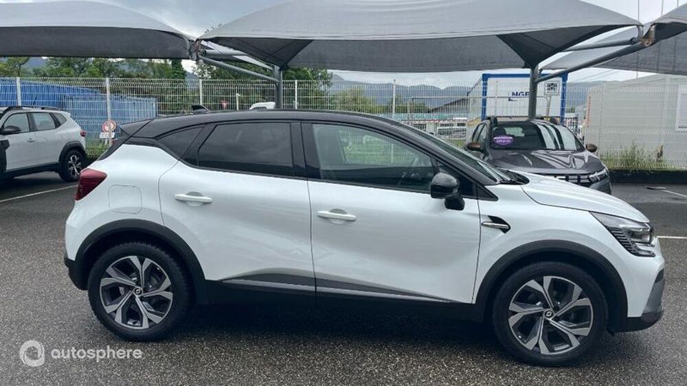 Captur 1.3 TCe mild hybrid 140ch RS Line 2022 occasion 73230 Saint-Alban-Leysse