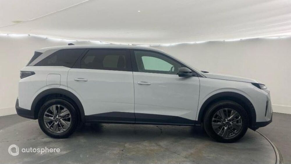 5008 Hybrid 145ch Allure e-DCS6 2026 occasion 79000 Niort