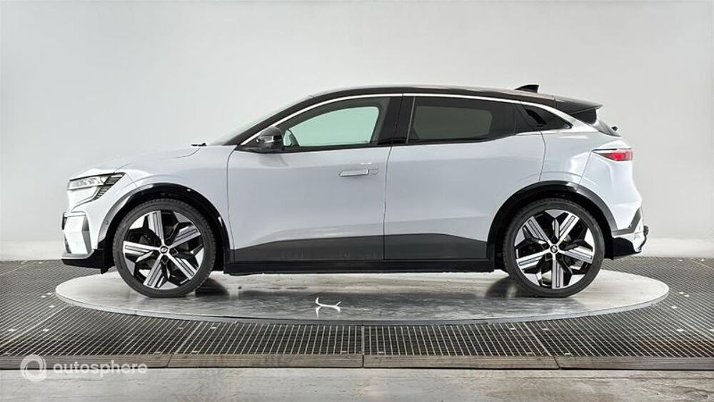 M&eacute;gane E-Tech Electric EV60 220ch Iconic super charge 2022 occasion 74100 Annemasse