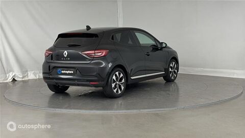 Clio 1.6 E-Tech hybride 145ch Evolution 2023 occasion 10100 Romilly-sur-Seine