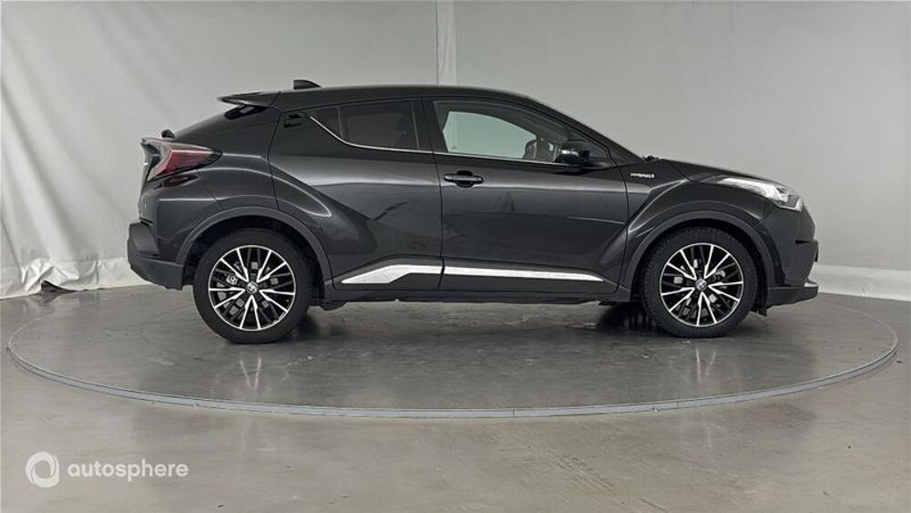 C-HR 122h Distinctive 2WD E-CVT 2018 occasion 59494 Petite-For&ecirc;t