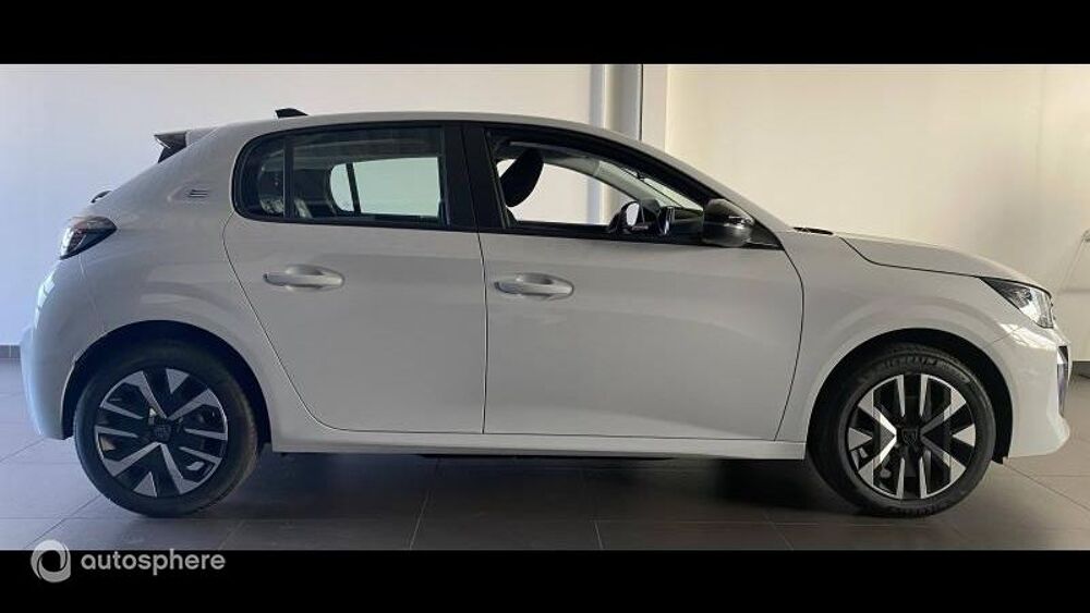 208 e- 136ch 50 kWh Business R 2026 occasion 03110 Charmeil