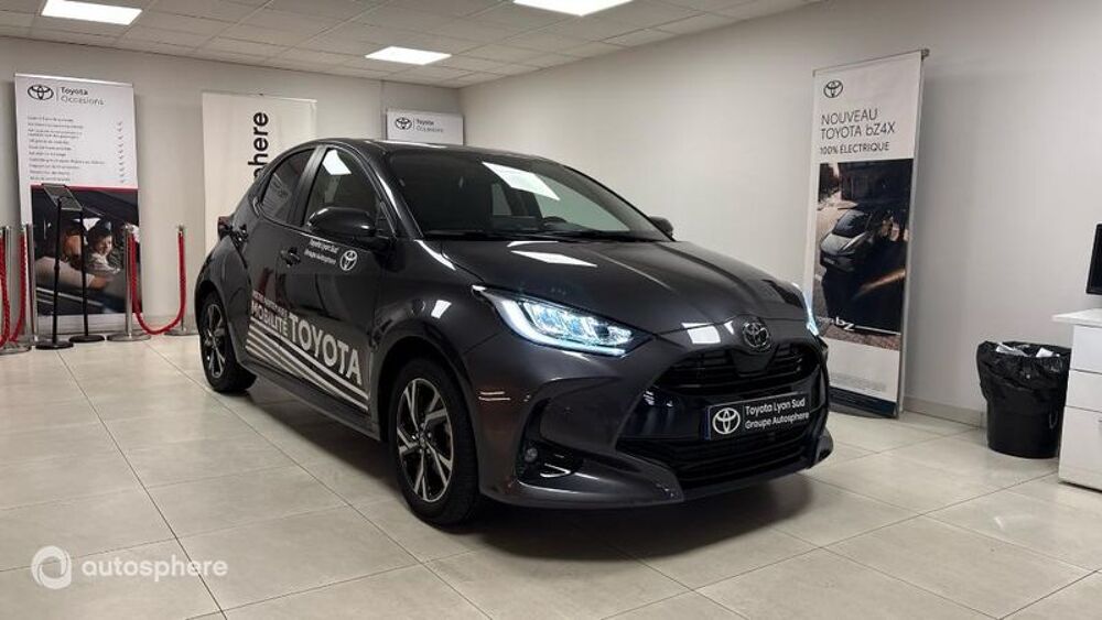 Yaris 116h Design 5p MY25 2026 occasion 69200 V&eacute;nissieux