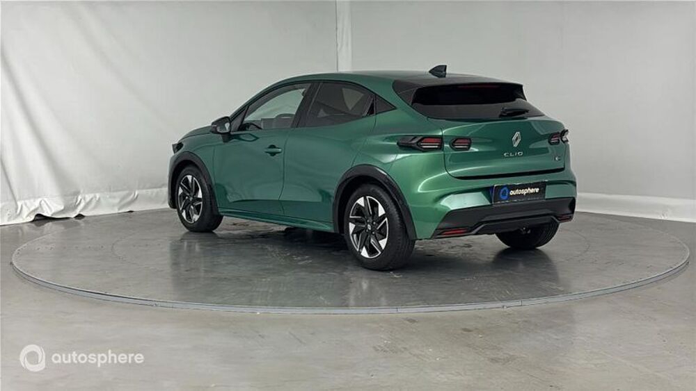 Clio 1.8 E-Tech 160ch full hybrid Techno 2026 occasion 59223 Roncq