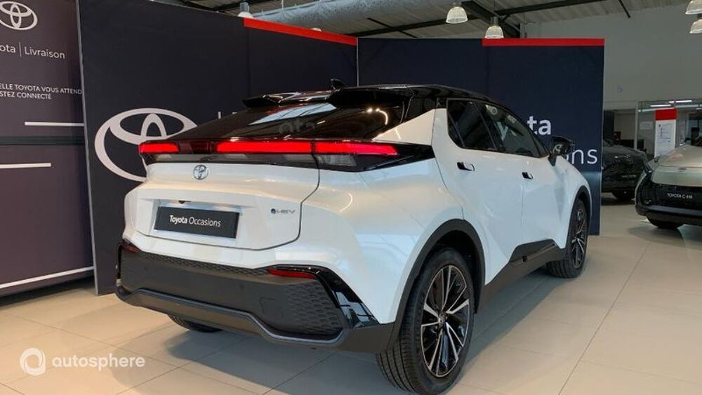 C-HR 1.8 Hybride 140ch Collection MY25 2025 occasion 69700 Givors