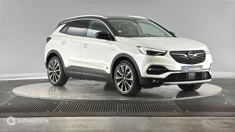 Grandland x Hybrid4 300ch Ultimate 2021 occasion 63000 Clermont-Ferrand