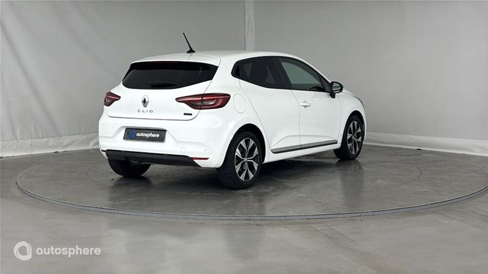 Clio 1.6 E-Tech hybride 145ch Evolution 2023 occasion 02300 Chauny