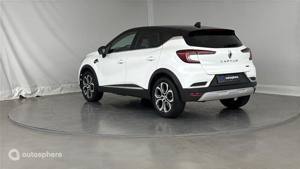 Captur 1.6 E-Tech hybride 145ch Techno Fast Track 2023 occasion 62218 Loison-sous-Lens
