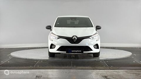 Clio 1.6 E-Tech 145ch full hybrid Evolution 2023 occasion 69200 V&eacute;nissieux