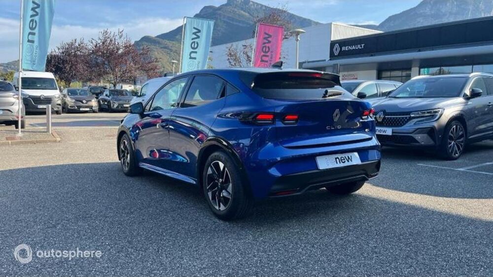 Clio 1.8 E-Tech 160ch full hybrid Techno 2026 occasion 73230 Saint-Alban-Leysse