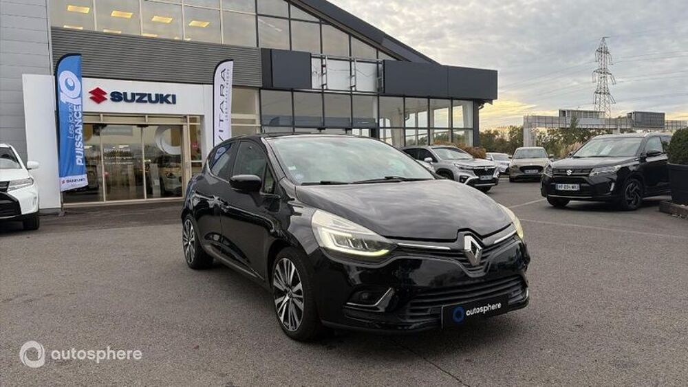 Clio 1.2 TCe 120ch energy Initiale Paris EDC 5p 2017 occasion 33700 M&eacute;rignac