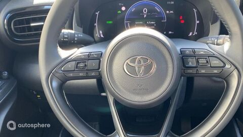 Yaris 116h Design 5p MY25 2026 occasion 92000 Nanterre
