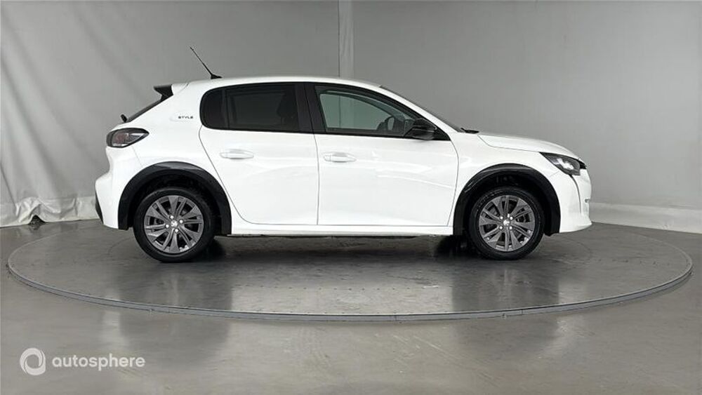 208 e- 136ch Style 2023 occasion 60740 Saint-Maximin