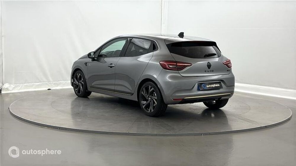 Clio 1.6 E-Tech hybride 145ch Engineered 2023 occasion 10100 Romilly-sur-Seine