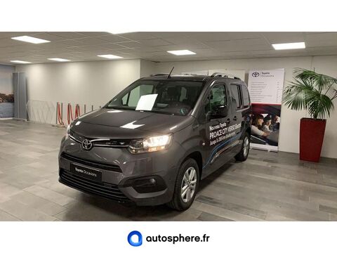 Toyota Proace city Medium Electric 50kWh Executive 2022 occasion Vénissieux 69200