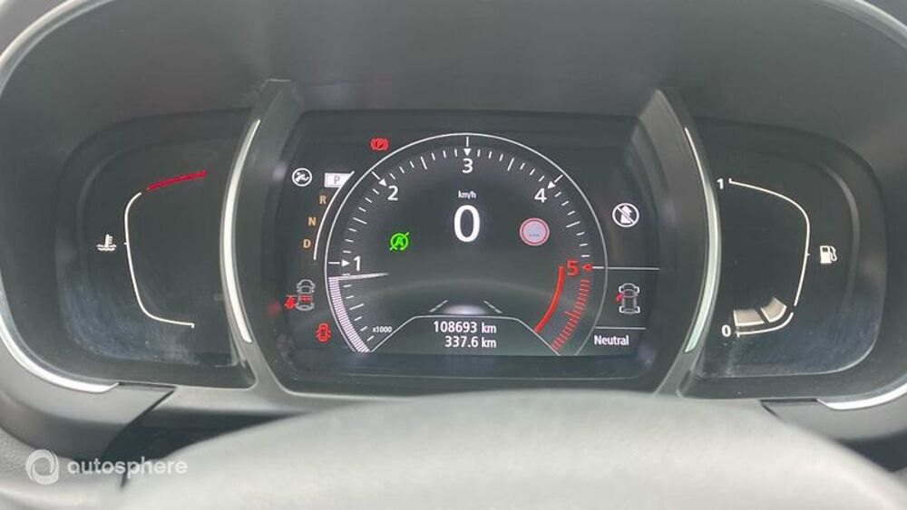 Sc&eacute;nic 1.7 Blue dCi 150ch Initiale Paris EDC 2019 occasion 64000 PAU