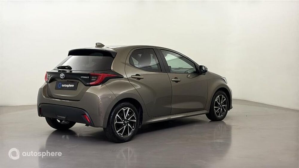 Yaris 116h Design 5p MY22 2023 occasion 92000 Nanterre