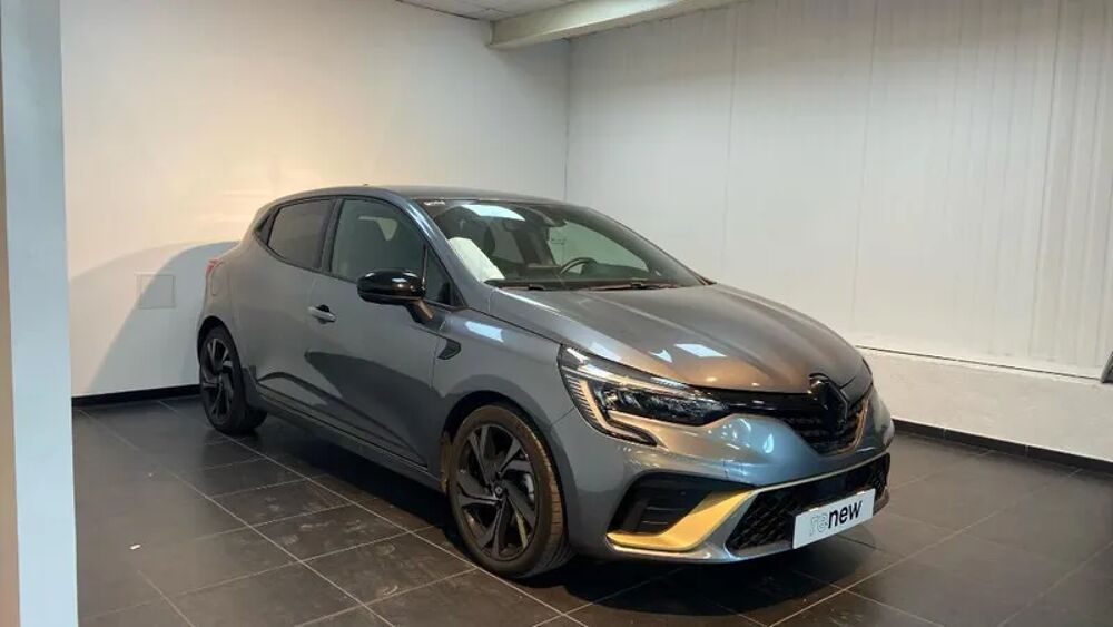 Clio 1.6 E-Tech hybride 145ch Engineered 2022 occasion 13300 SALON DE PROVENCE