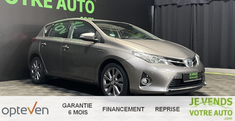Toyota Auris HSD 136h Dynamic 2013 occasion Rozay-en-Brie 77540