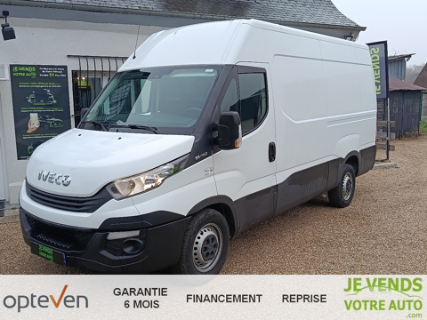 Iveco Daily 35s14 fourgon 2.3 td 136cv Attelage regulateur siege suspend 2020 occasion Gravigny 27930