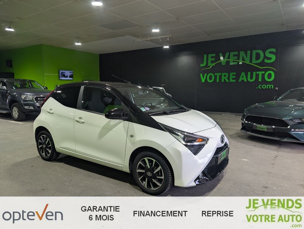 Aygo 1.0 VVT-i 72ch x-night x-shift 5p MY21 2021 occasion 33500 Libourne