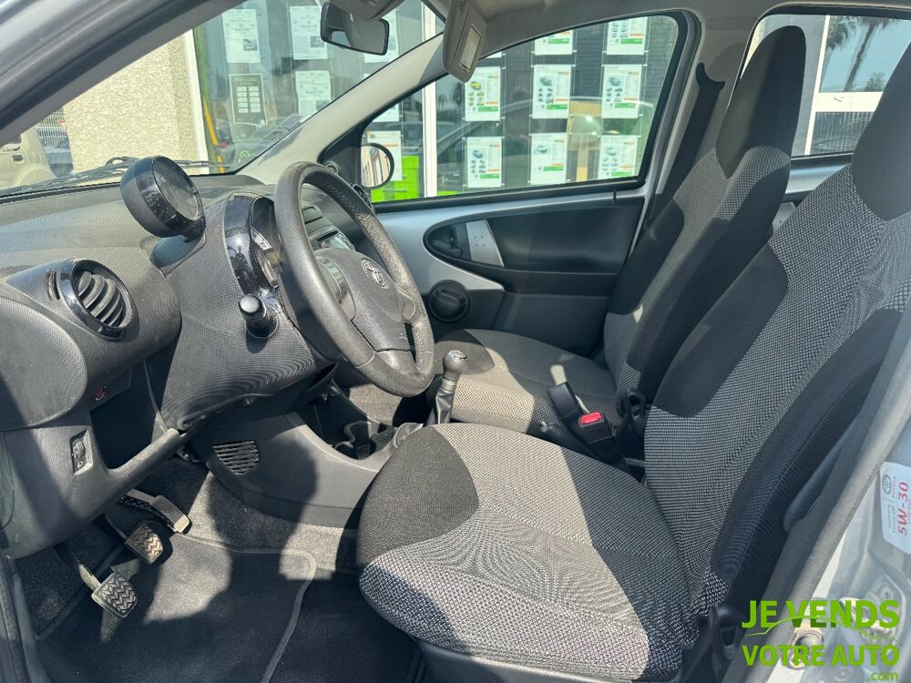 Aygo 1.0 VVT-i 68ch Active 5p 2013 occasion 66250 Saint-Laurent-de-la-Salanque