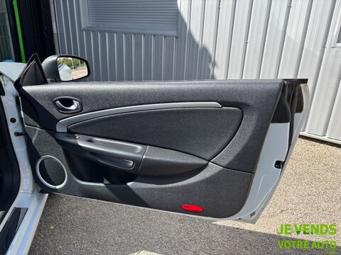 M&eacute;gane 1.9 dCi 130ch 2011 occasion 89380 Appoigny