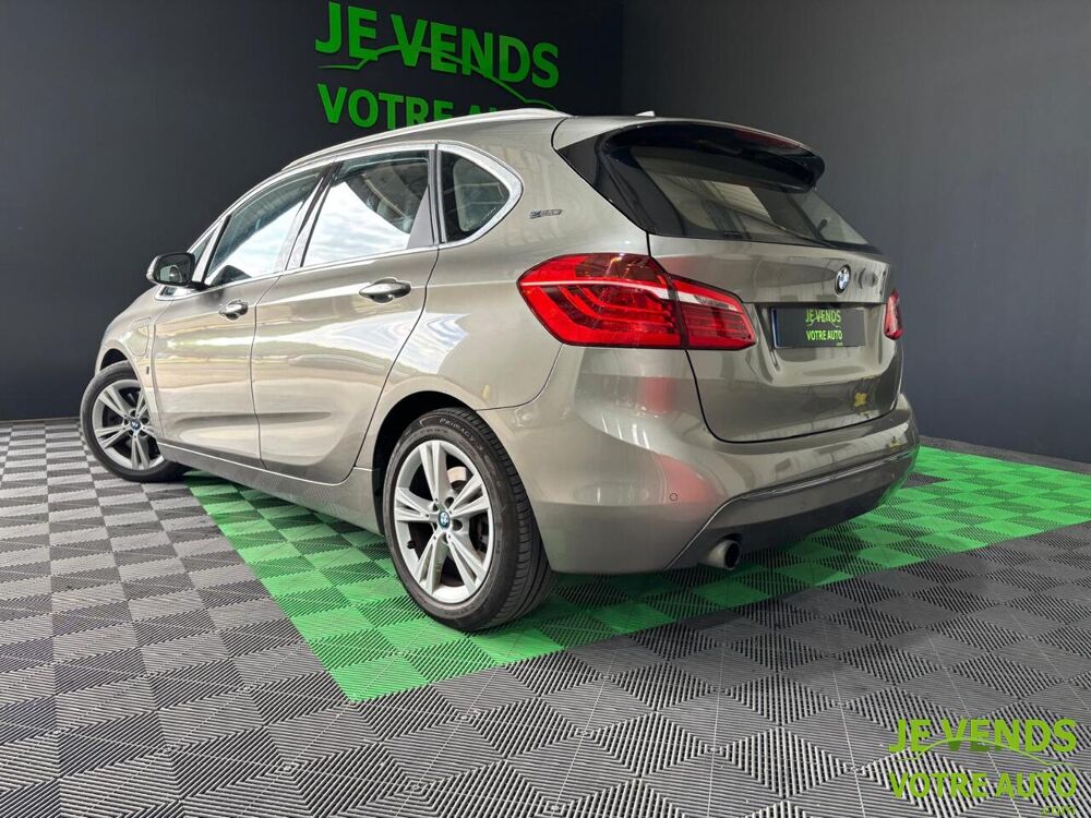 Serie 2 ActiveTourer 225xeA 224ch Luxury 2016 occasion 26200 Mont&eacute;limar