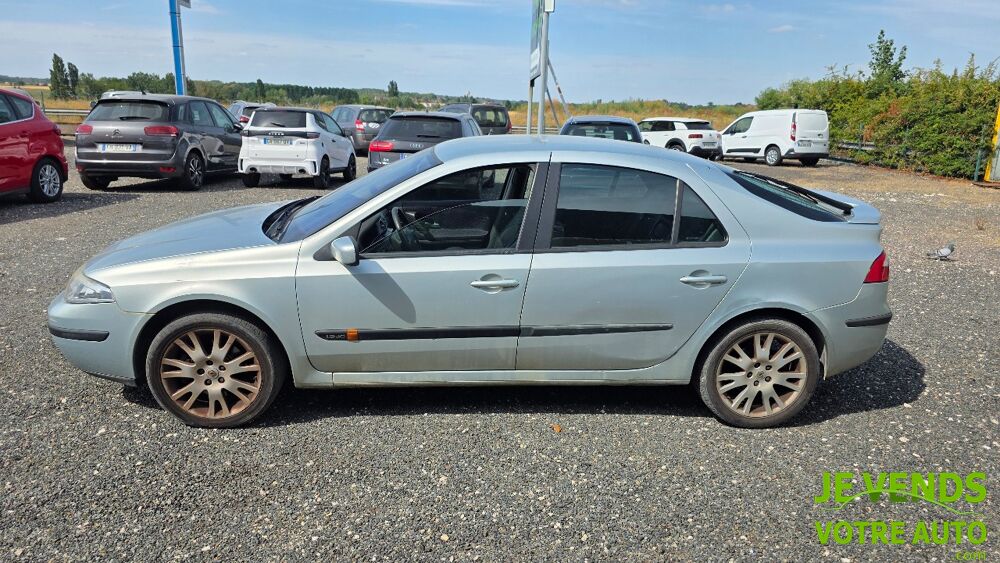 Laguna 1.9 dCi 120ch Expression 2003 occasion 77540 Rozay-en-Brie