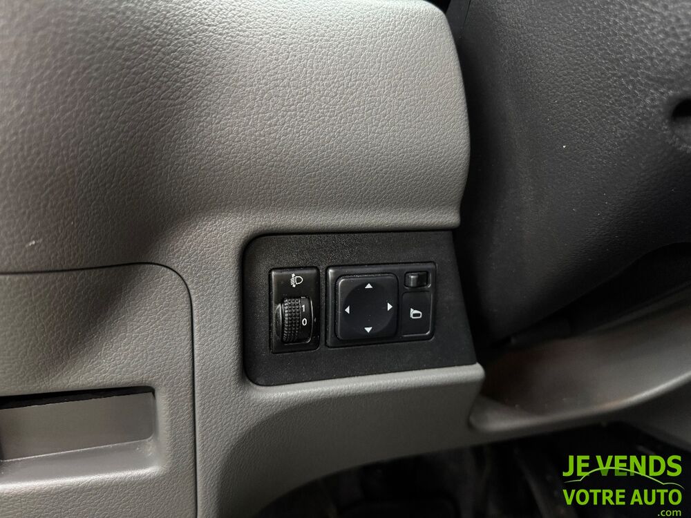 Evalia 1.5 dCi 110ch N-Connecta 7 places - Suivi NISSAN - Camera 2018 occasion 77240 Vert-Saint-Denis