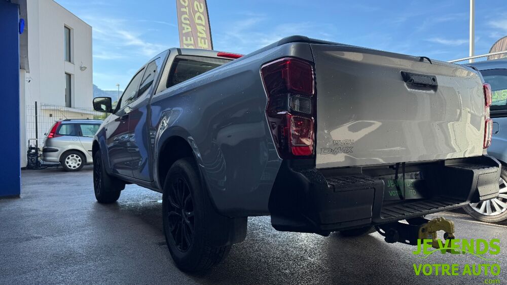 D-MAX 1.9 Ddi 164ch Space Solar A/C 4x4 BVA 2025 occasion 13360 Roquevaire