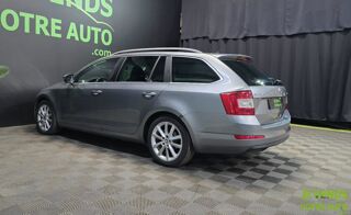 Octavia 1.6 TDI 105ch CR FAP Green Tec Ambition DSG7 2013 occasion 77540 Rozay-en-Brie