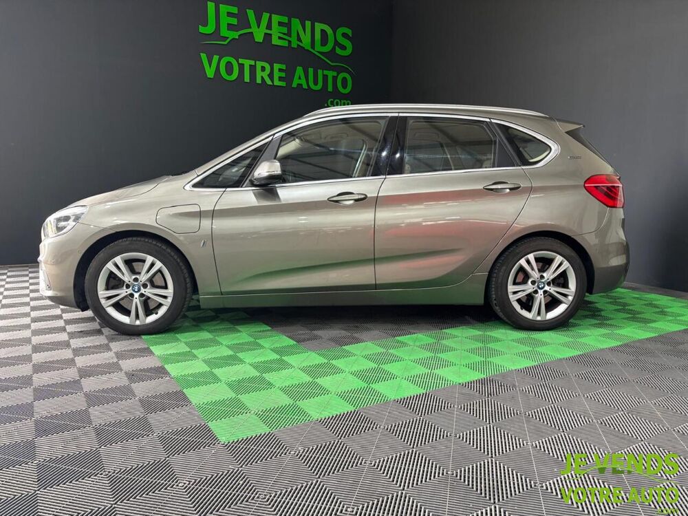 Serie 2 ActiveTourer 225xeA 224ch Luxury 2016 occasion 26200 Mont&eacute;limar