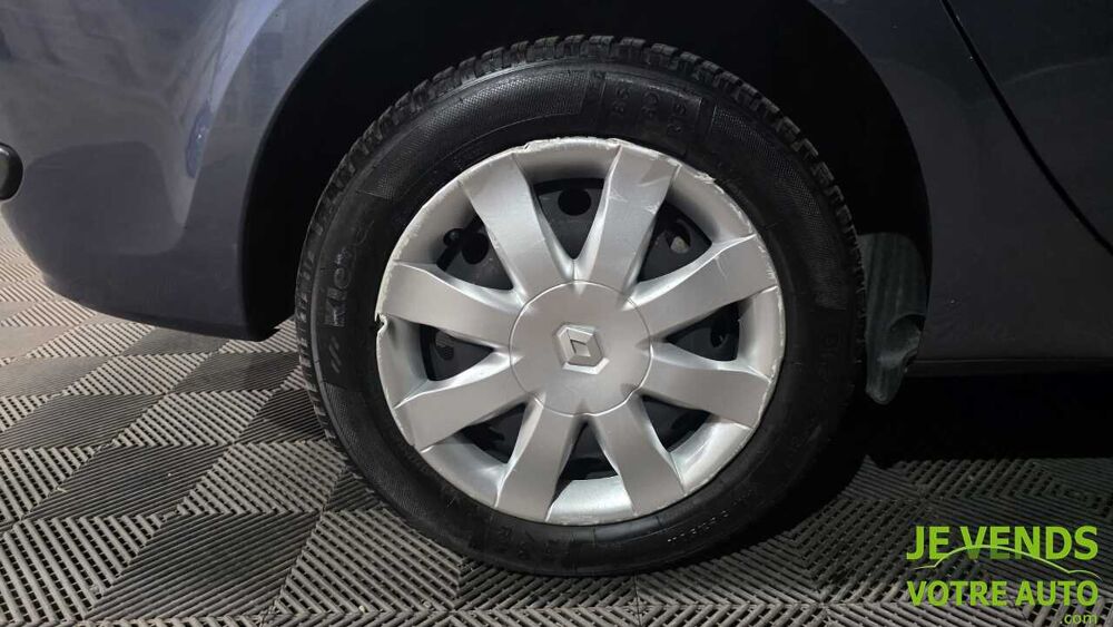 Clio 1.5 dCi 90ch Expression Clim eco&sup2; 5p 2012 occasion 77540 Rozay-en-Brie