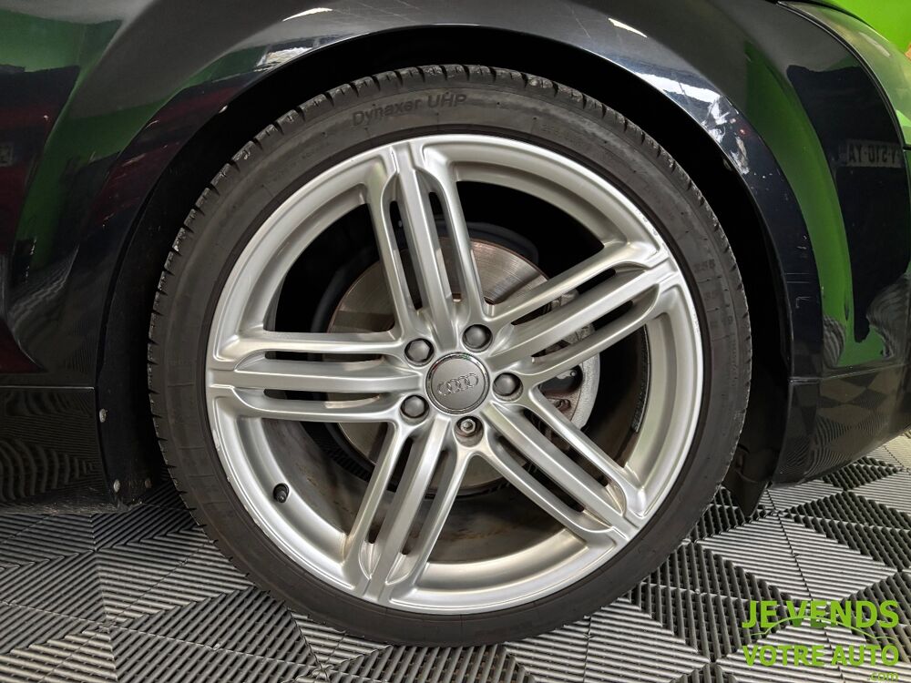 TT 2.0 TFSI 211ch S LINES tronic 6 2011 occasion 89380 Appoigny