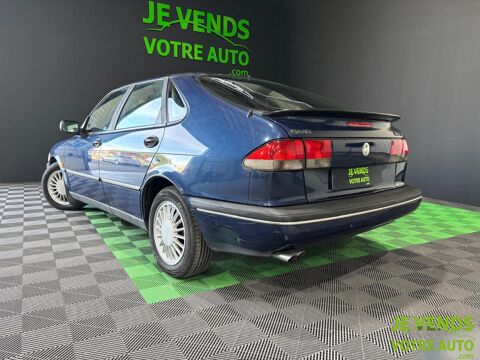 900 NG SE 2.5 V6 1996 occasion 26200 Mont&eacute;limar