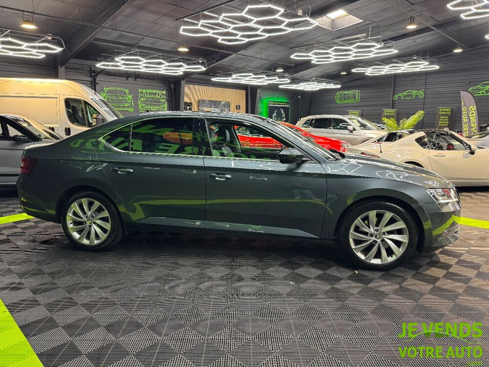 Superb 1.4 TSI ACT 150ch Style DSG - SUIVI SKODA 2018 occasion 77240 Vert-Saint-Denis