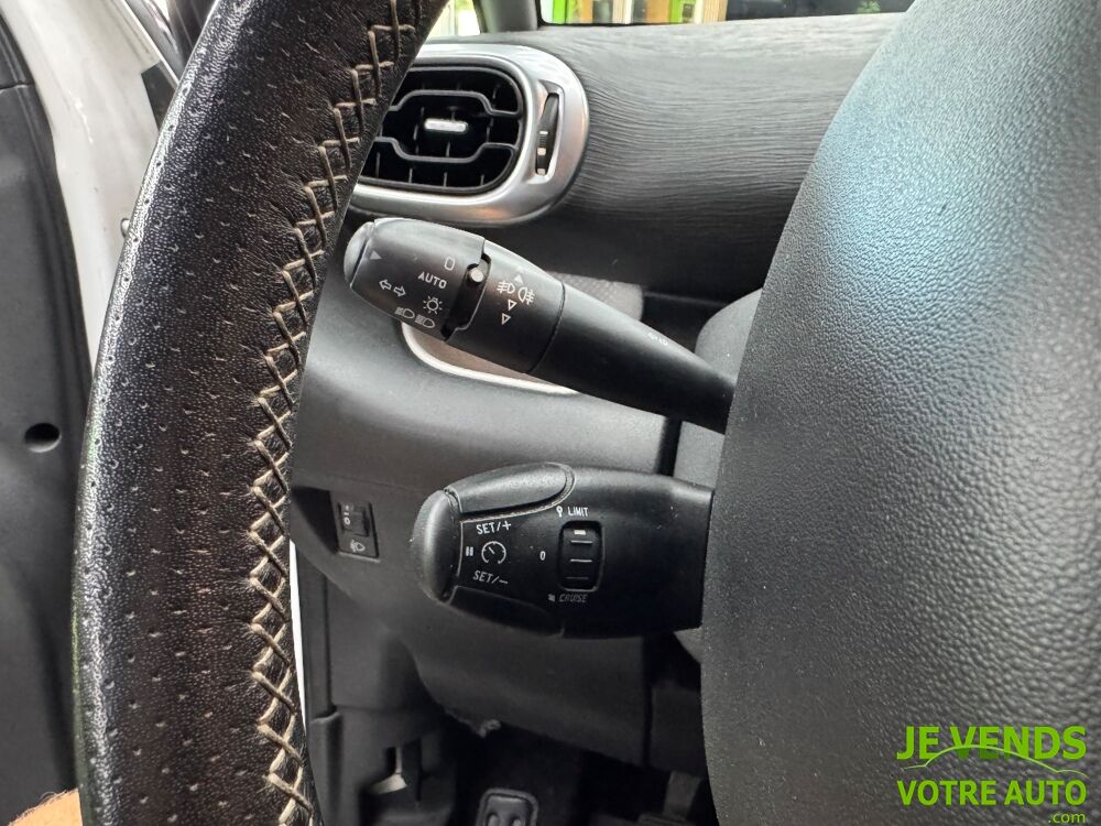 C3 Picasso PureTech 110 Exclusive - Moteur neuf - Suivi complet - Sort 2016 occasion 77240 Vert-Saint-Denis