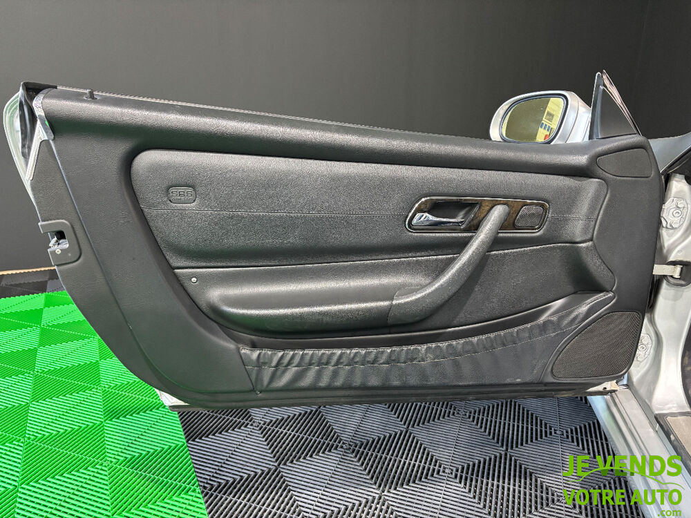 SLK 32 AMG 3.2 - V6 KOMPRESSOR 354CH 2002 occasion 26200 Mont&eacute;limar
