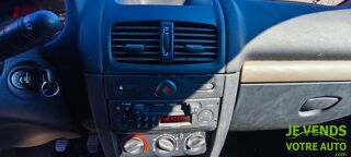 Clio 1.2 16v 75ch Pack Authentique 3p 2004 occasion 34070 Montpellier