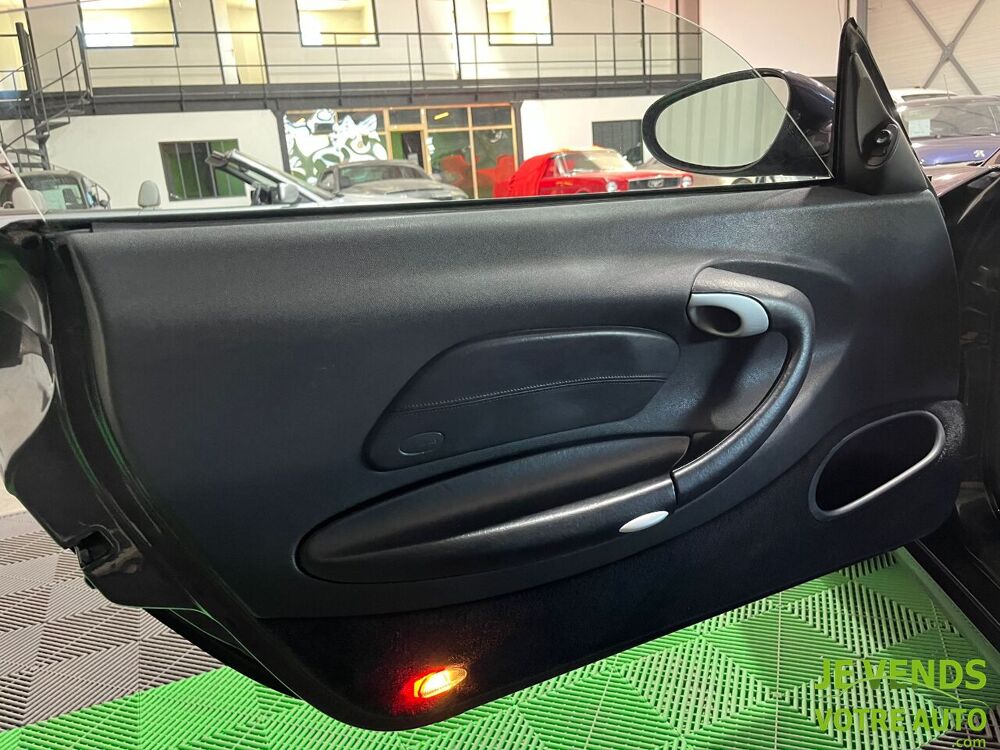 911 996 Carrera 3.4i 301 cv 1998 occasion 26200 Mont&eacute;limar