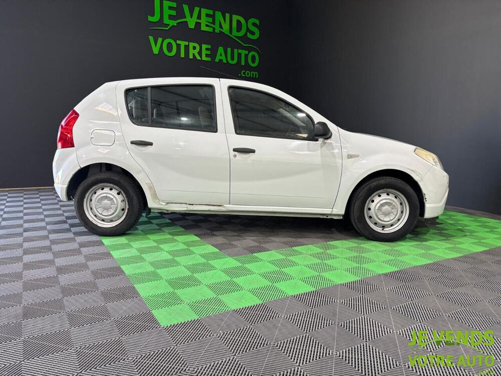 Sandero 1.4 MPI GPL 72 ch 2010 occasion 26200 Mont&eacute;limar