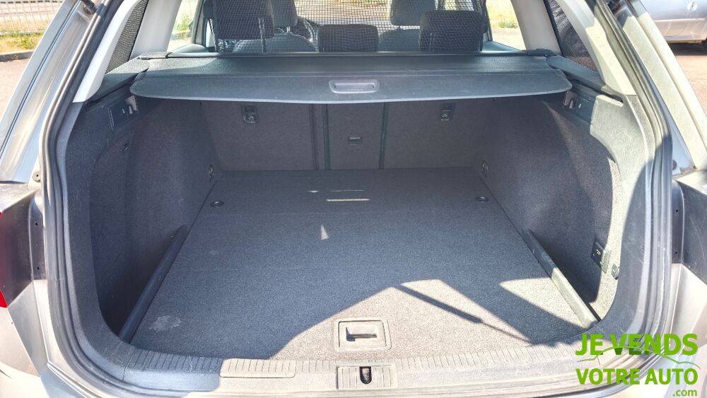 Golf 1.6 TDI SW Distri OK Trendline 105 ch 2015 occasion 21200 Chorey-les-Beaune