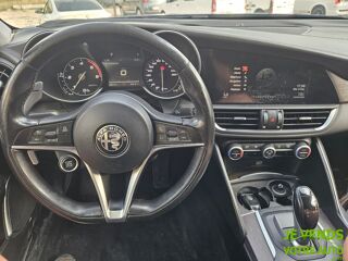 Giulia 2.2 JTD 180ch Lusso AT8 2017 occasion 34560 Poussan