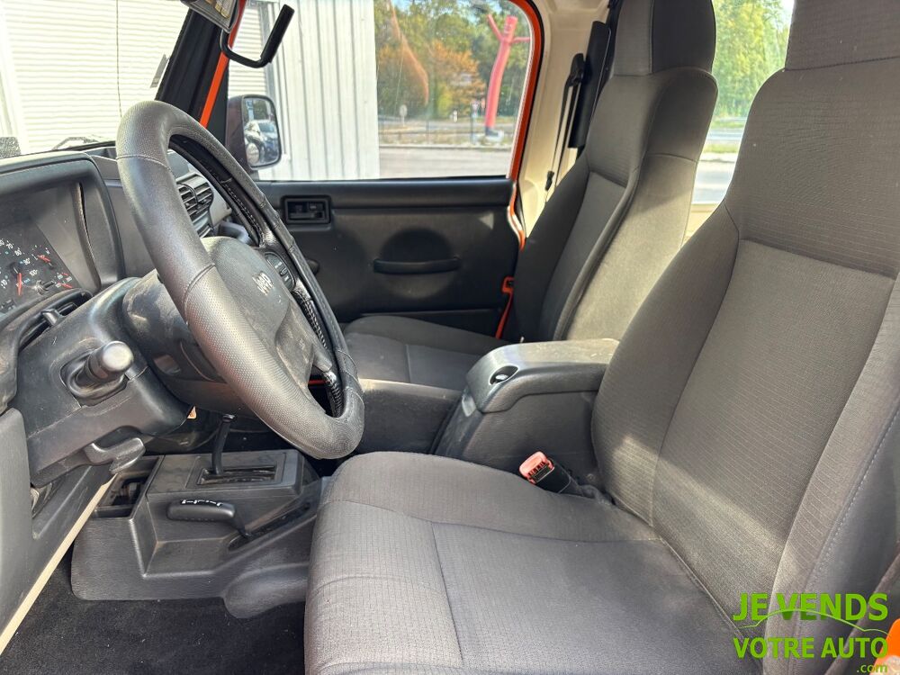 Wrangler RUBICON 4.0 L 6 Cylindres 178 CV 2006 occasion 89380 Appoigny