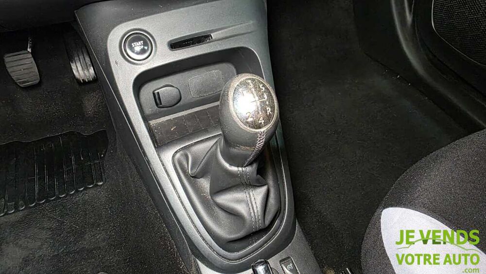 Captur 1.5 dCi 90ch Zen EDC eco&sup2; 2015 occasion 77540 Rozay-en-Brie