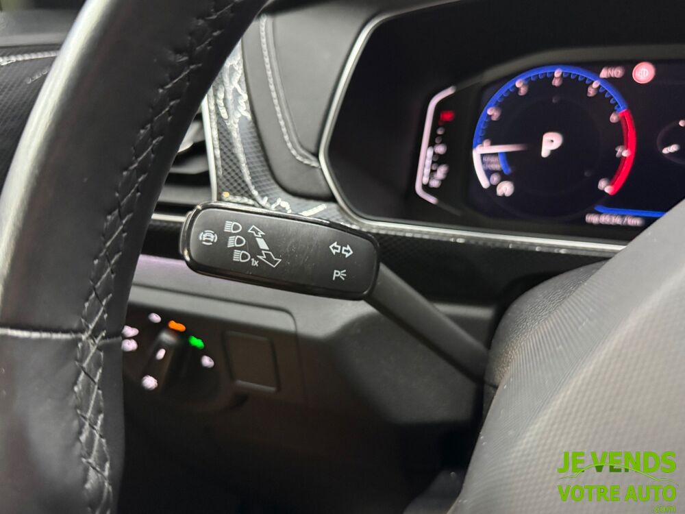 T-Cross (2) 1.5 TSI 150 START/STOP R-LINE DSG7 - Sort de r&eacute;vision - 2024 occasion 77240 Vert-Saint-Denis